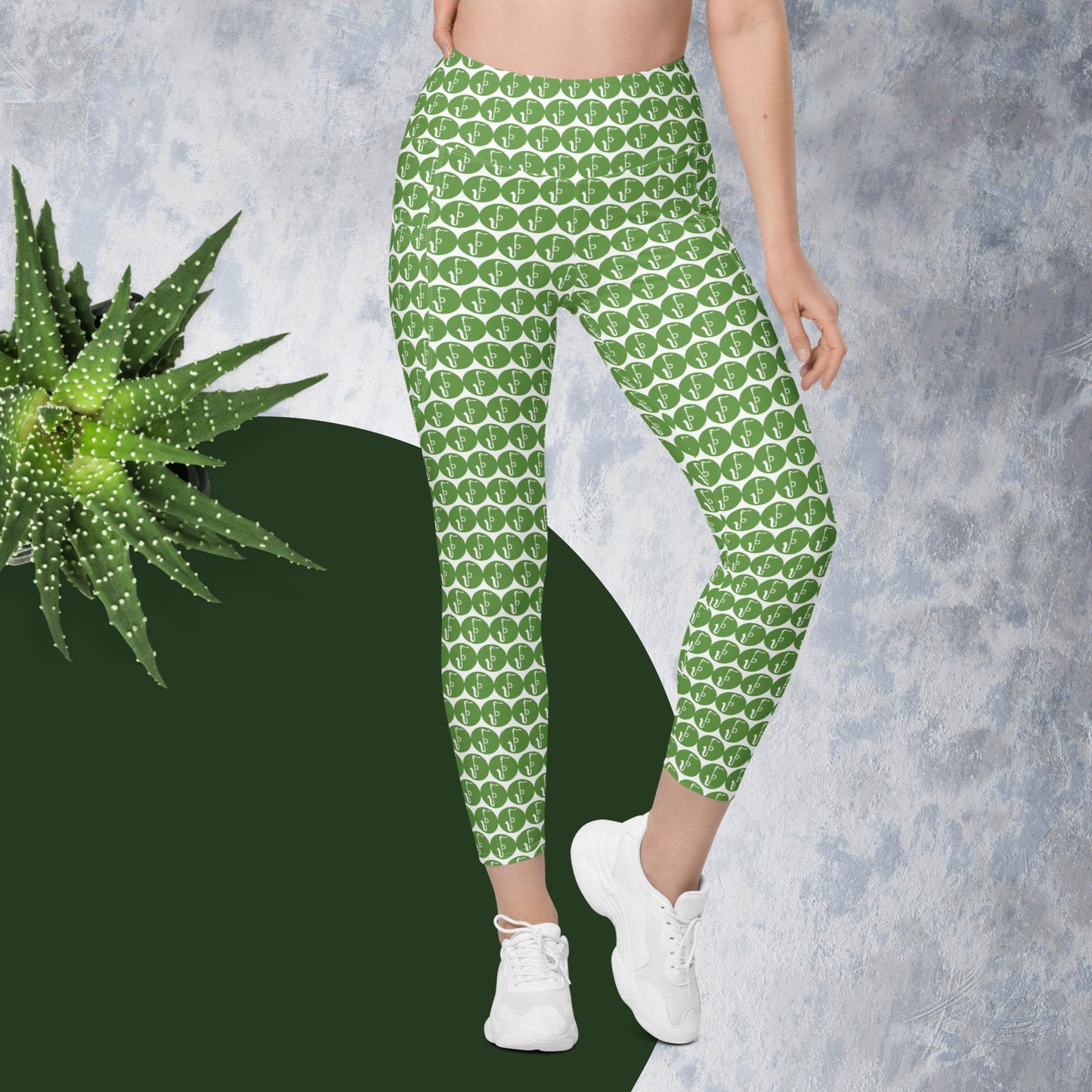 Leggings with pockets