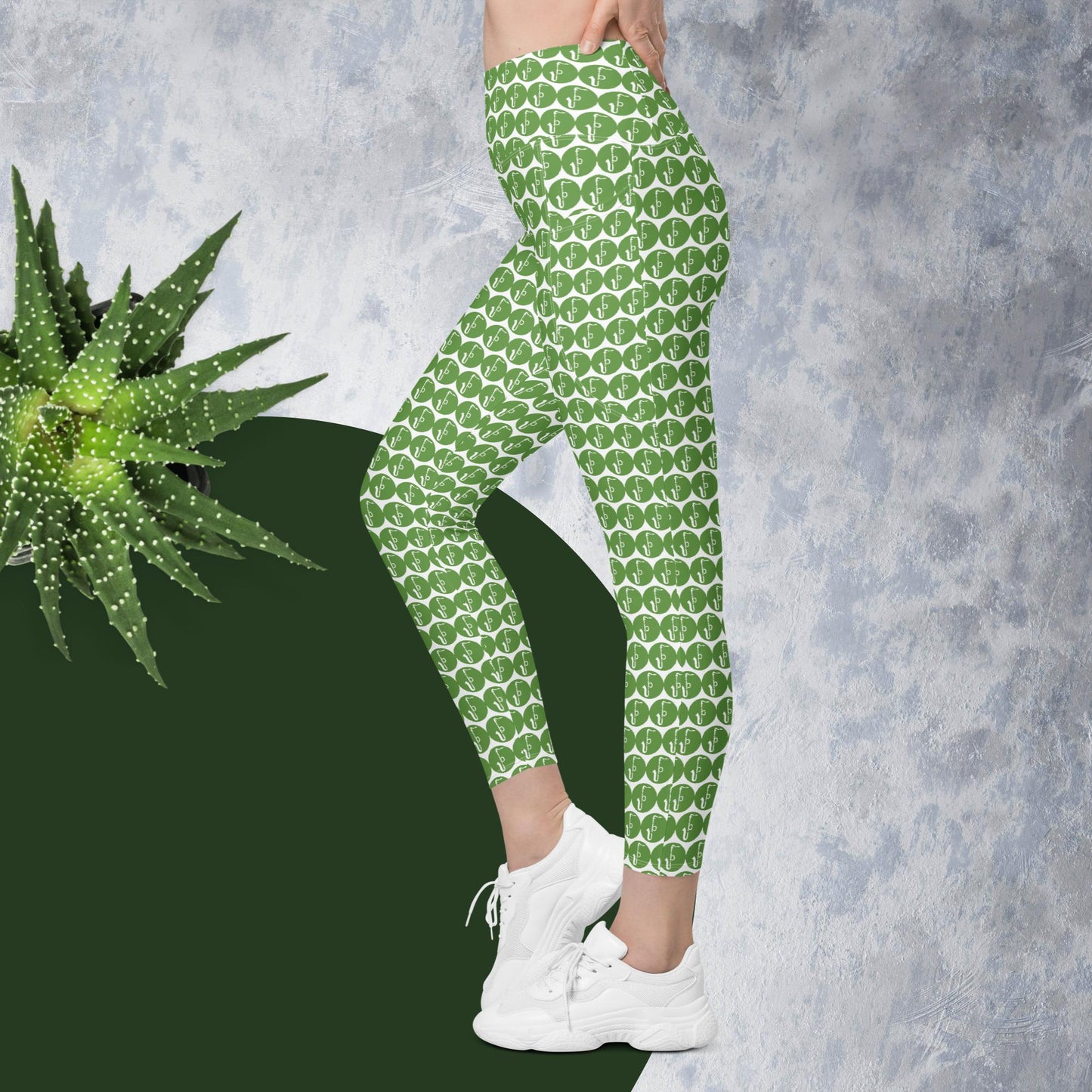 Leggings with pockets